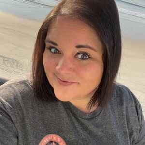 Meet your Posher, Dana